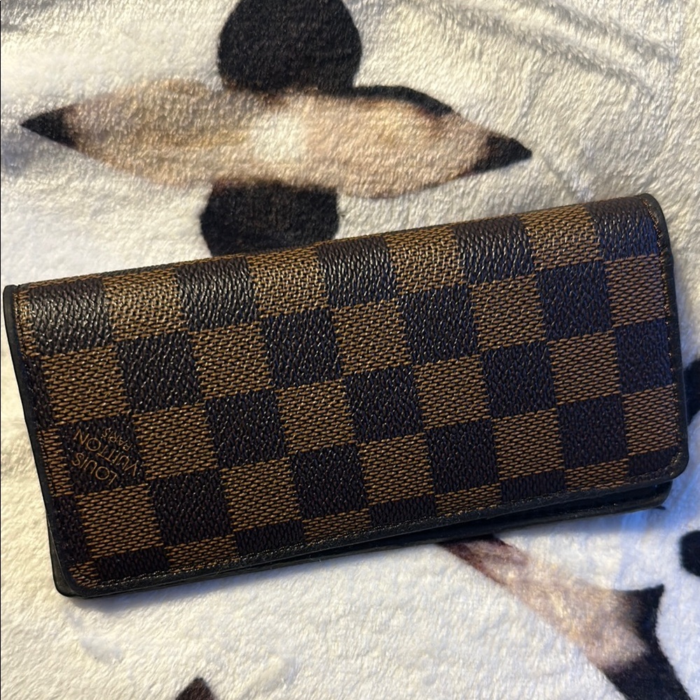 Louis Vuitton Damier Ebene Wallet